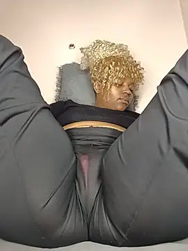 ThaBundaa - Finger Coochie 😜