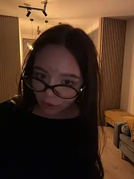 EvaEvening - shake ass bounce naked butt