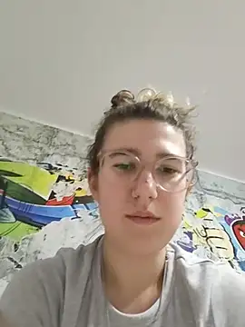 GloriaVeil - Massage my boobs with top on 🥵💦