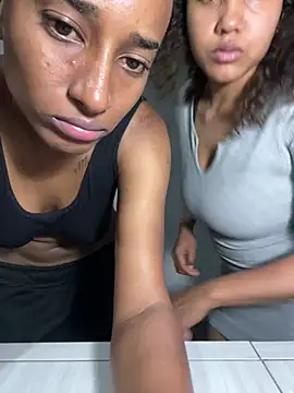MiaYnicol12 - Masturbation 💦😈