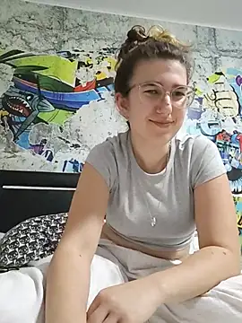 GloriaVeil - Massage my boobs with top on 🥵💦