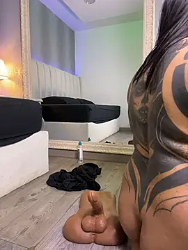 Mia-Medina - show plug anal big