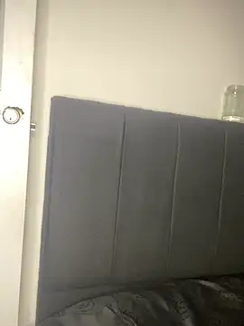 Hotwife26 - show tits