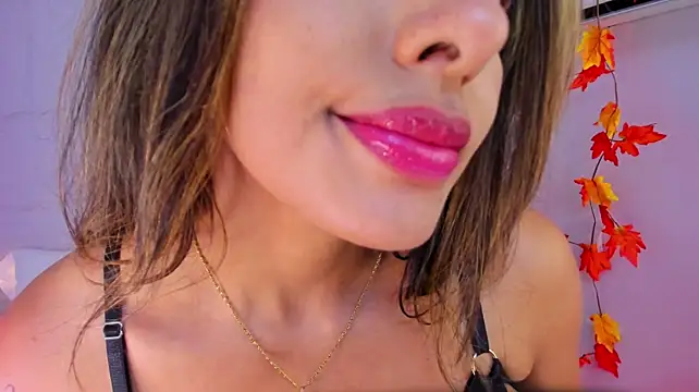 CamilaRendon_ - 🌸💦Play with my panty🌸💦