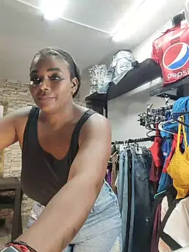 MAREIA_25 - HIDDEN CAM MAKE MY PUSSY SQUIRT ?