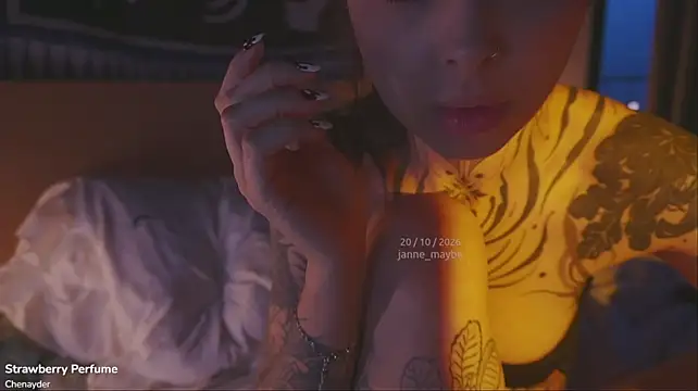 Janne_maybe - Full naked tease