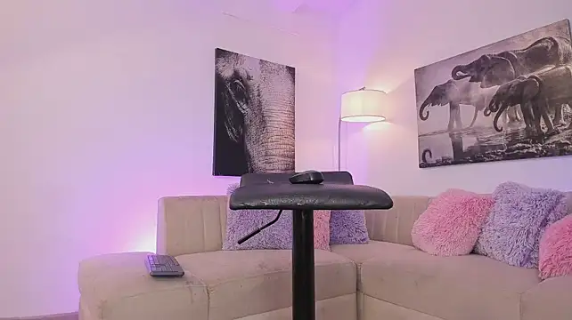 Alaia7h - twerking