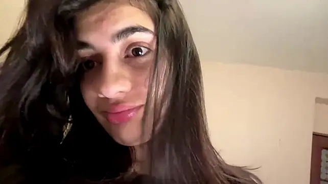 Ledi_Asthik - Change sexy outfit