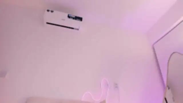 ValeriaGoss - Spank my ass x10!