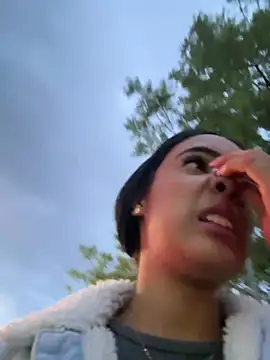 NAUGHTY_LITTLE_18 - SUCK BOBIES STRANGER IN THE PARK🔥😈