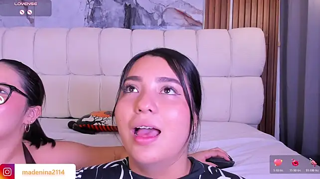 Madeleine2112 - Madeleine Eat Nina Ass mmm🍑👅