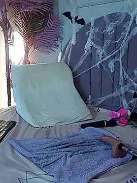 Nalapalmer - Control toys x3min+ cum 😏
