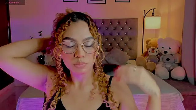 OxanaFedorova1- - Show tits