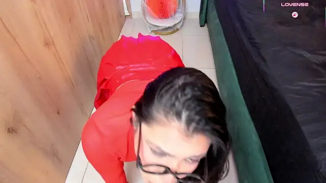 Naughty_fun_room - warming up vilma