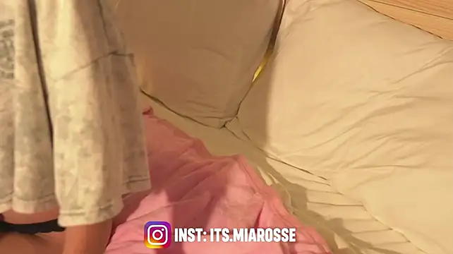 ItsMiaRosee - finish my stream💋
