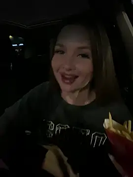 KrisMagnoly - VibRRRRate my pussy