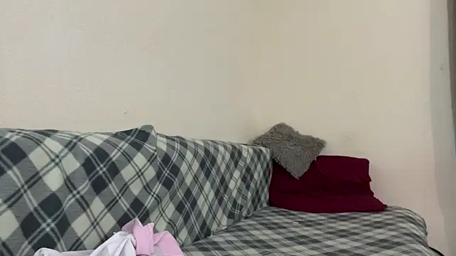EvaRavelle - play with my panty straps^^