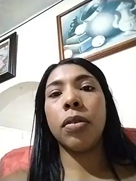 Camila_Lunna - Show one 's tits