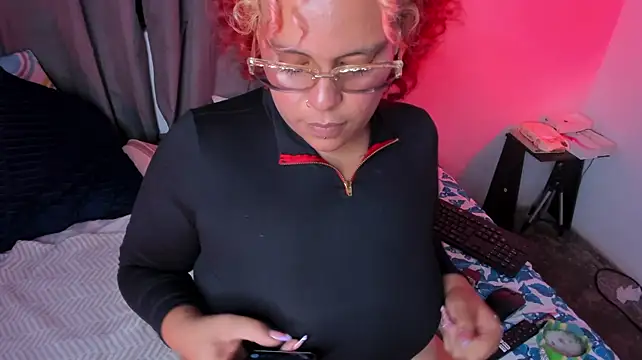 Moni_bbw - spank ass x10