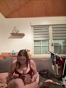 BadGirl-Energy - 😈Show Pussy 1min