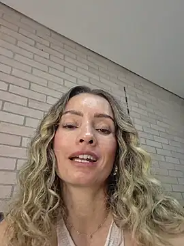 Loly_Horny - 🔥💦Dildo & Squirt💦🥰