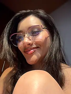 Veronica_Wins_ - MOVING MY ASS WITH OIL, NO THONG