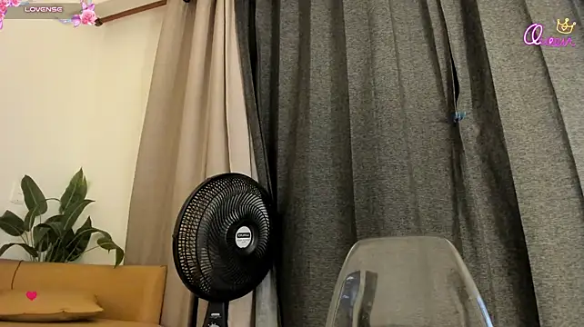 Amina_hafsa - naked sexy dance