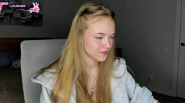 Flooora_0 - play dildo