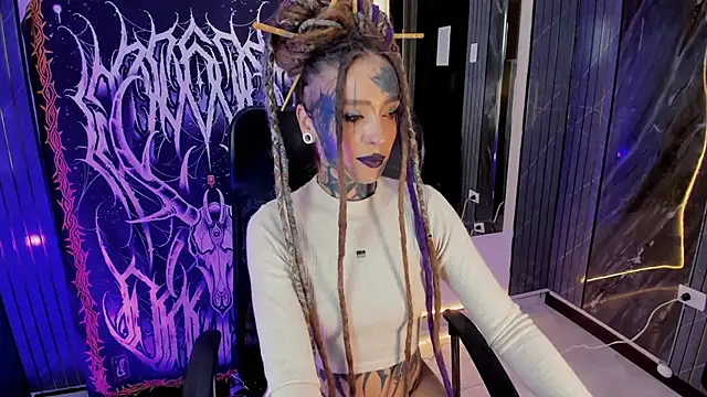 Lucy_Doll8 - play with fuck machine in my throath