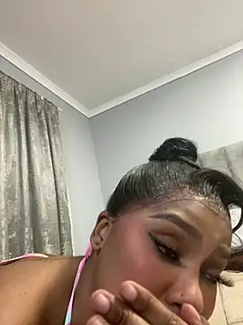 Amberr_Roose