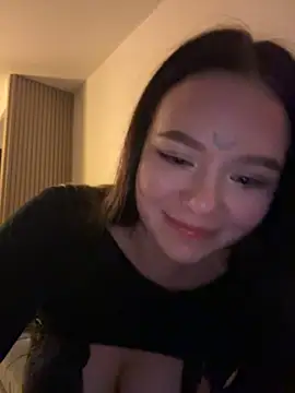 EvaEvening - lift up top & squize my tits slowly