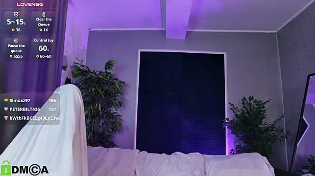 LorraineTease - Cover me in