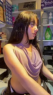 MayyBonita - FULL NAKED FLASH + BODY OIL