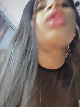 EmmaExoticaXXX - OMG! MAKE ME SQUIRT