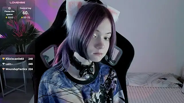 Hikkacat - 🤍 Ahegao + airkiss