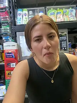 Andrea_19blonde - Zoom pussy