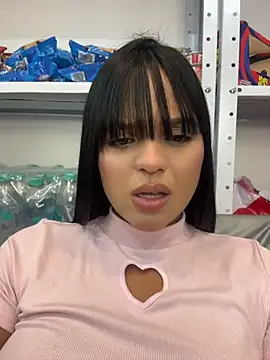 Bella-Ferrer - ride torso in the store