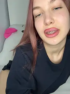 MilaXoXoo - Pinch Boobs 1 min 🍒