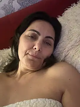 Emma_roqueen - Single QUEEN looking for a faithful slav