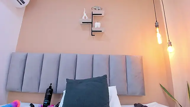Sophieturner_mg - full dildo in my ass