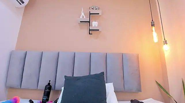 Sophieturner_mg - full dildo in my ass