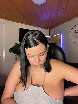 Isabella_boobd - suck dildo