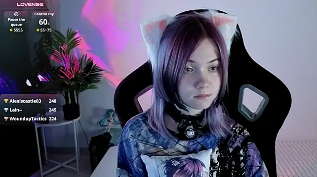 Hikkacat - 🤍 Ahegao + airkiss