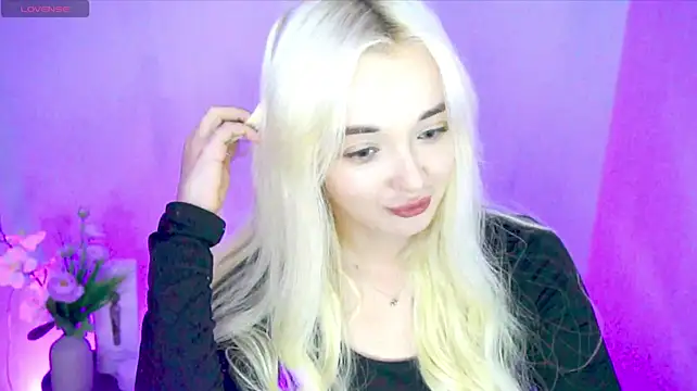 Ashley_S - )