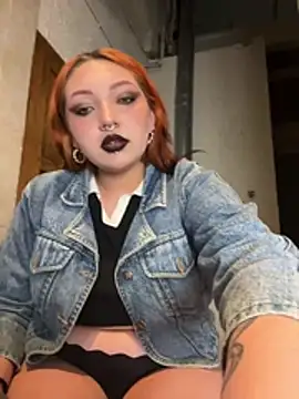 Zaiky_Noiry - Show boobs, pinching nipples, Oil them