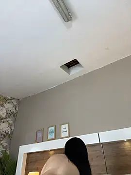 MiaFarkash - CLAP THAT ASS