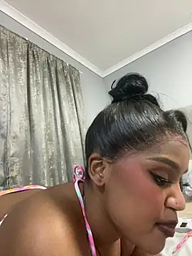 Amberr_Roose