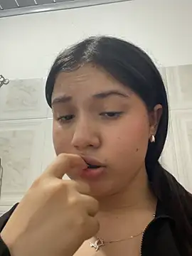 Zoe_lu - Tits out for 1 minute😈🔥