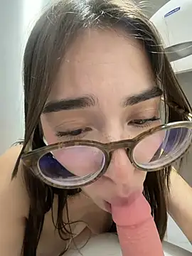 Sweet_Milaa1 - TSUNAMY SQUIRT IN BATHROOM💦💦