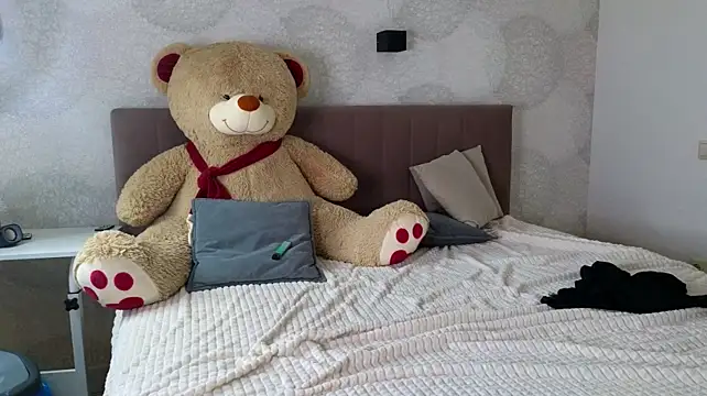 Karina_quannik - tease panties